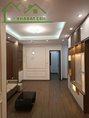 Duy nhất căn giá cực tốt tầng đẹp tòa CT8 Đại Thanh 55m TK 2PN, sổ đỏ, giá 2.49 tỷ - 2