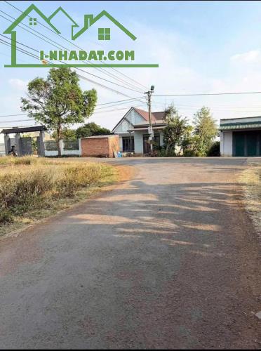 Đất mặt tiền B4 thôn 4 CưEbur - 7 x 41m - giá 1.680 tỷ - 2
