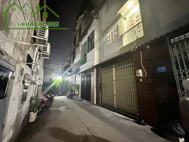 BÁN NHÀ SÁT MẶT TIỀN -GẦN CÔNG VIÊN-HẺM XE HƠI-NGUYỄN TƯ GIẢN P12 GÒ VẤP 6X10  GIÁ 6.3 T - 4