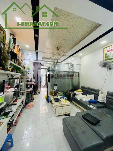 Bán nhà Hẻm Hoàng Hoa Thám, giao Nguyễn Thượng Hiền, 4x20m, 4 Tầng, 5PN, 9.5 tỷ.