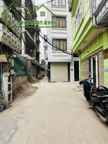 Ô tô, 95m2 đường Ngọc Hồi, Thanh Trì, siêu rẻ giá chỉ 7.3 tỷ