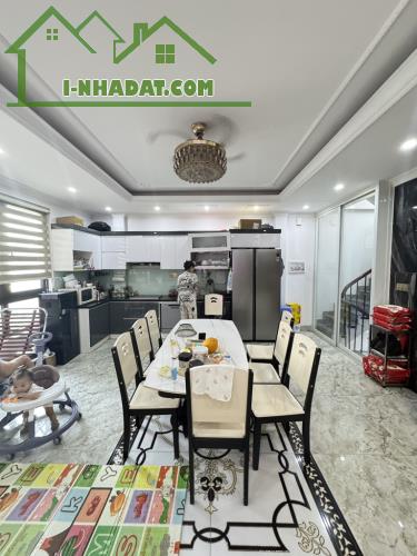 CỰC HIẾM THÔNG SỐ VÀNG, PHỐ ÁI MỘ 41m2 X 6 TẦNG, THANG MÁY, DÂN XÂY ĐỦ NỘI THẤT, Ở NGAY - 2