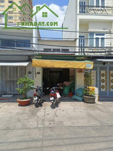 BÁN NHÀ HẺM XE HƠI - 4x14m - 2 TẦNG - ĐANG CHO THUÊ 8TR/THÁNG - CHỈ 3.6 TỶ - GẦN TÊN LỬA
