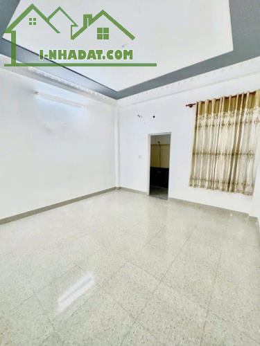 NHÀ MẶT TIỀN KINH DOANH  (4.5x20) MT HIỆP THÀNH 07, QUẬN 12 GIÁ TỐT - 2