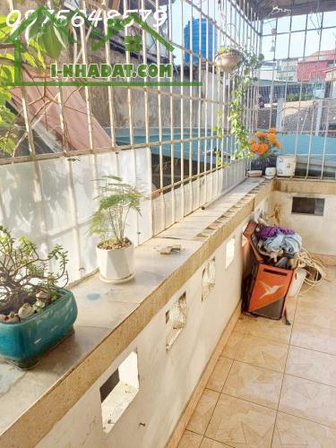 Bán căn hộ tập thể ngõ Thịnh Hào 120m 3 ngủ Ở sướng giá mềm - 2
