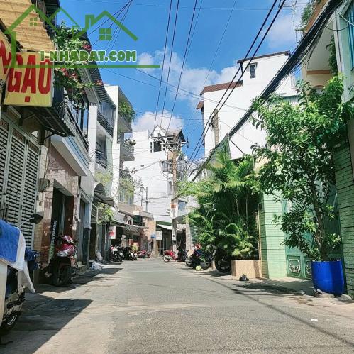 Bán nhà Hẻm nhựa 6m Phạm Văn Hai, gần chợ Phạm Văn Hai, 9x13m, 2 Tầng cũ, 14.9 tỷ.