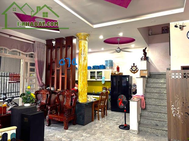 Lô Góc 3 tầng, 88m2, full thổ cư, không LG, Lã Xuân Oai, Q9, giá 7 tỉ - 1