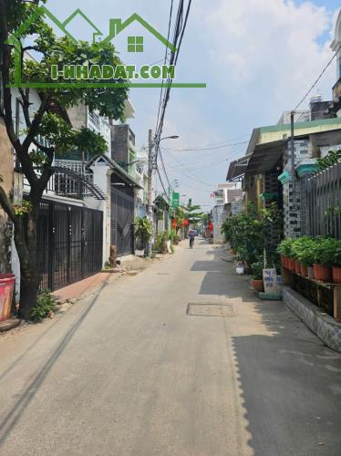 Bán nhà mới 4 tầng, 6pn, HXH, Hà Huy Giáp, Quận 12, chỉ 5.3 tỷ - 5