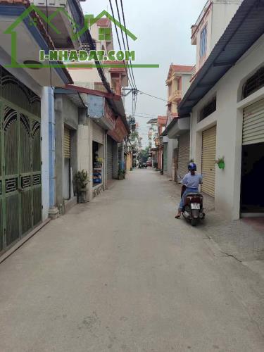 SỐC SỐC-BÁN NHÀ ĐẸP XÃ ĐỨC THƯỢNG, HOÀI ĐỨC, HÀ NỘI-3 TẦNG-3 NGỦ-MẶT TIỀN 4M- Ô TÔ QUA