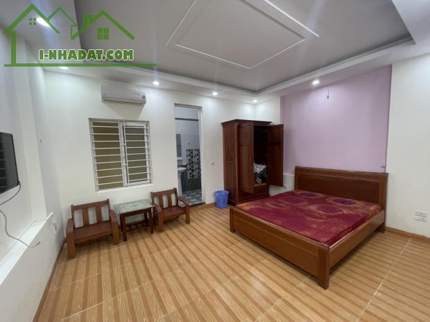 Cho thuê nhà Văn Cao 8 p.ngủ khép kín, DT: 75m2. - 3