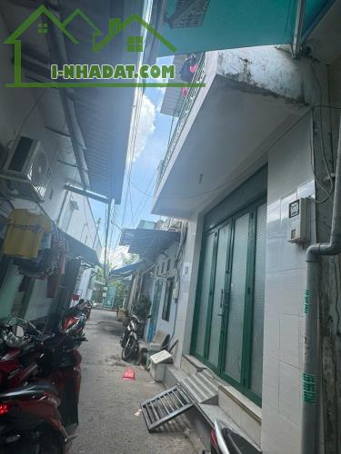 BÁN NHÀ QUẬN 7 HẺM XE BA GÁC - 2 TẦNG -GẦN LOTTE MART - 3
