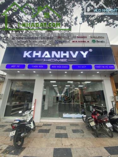 Bán Nhà Mặt Tiền Lê Hồng Phong ngang 9m dt 324m2 vị trí siêu kinh doanh