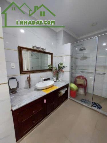 Bán nhà 4 tầng 4.3x27m cn 118m2 mặt tiền Đất Thánh, p6, q Tân bình chỉ 17 tỷ - 4