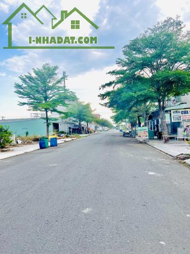 Cần bán lô đất 125m2 ngay trung tâm hành chính, cư dân đông, đất full thổ, sổ hồng riêng - 2