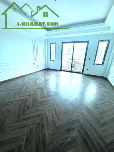 💕💕💕CHỦ NHỜ BÁN NHÀ ĐÀM QUANG TRUNG- 30m2- 5 Tầng- 5x Tỷ- NHÀ MỚI KÍNH KOONG- Ô TÔ ĐỖ CỔ - 1