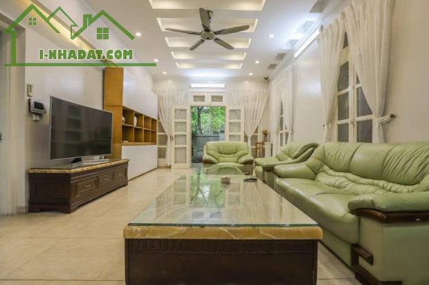 Bán biệt thư Ciputra dt 230m 3 tầng 10m mặt tiền giá  61 tỷ tây hồ Bắc Từ Liêm - 4