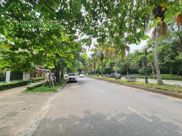 Bán biệt thư Ciputra dt 230m 3 tầng 10m mặt tiền giá  61 tỷ tây hồ Bắc Từ Liêm - 5