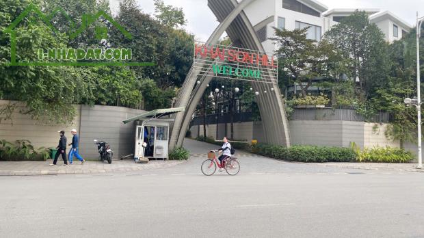 CẦN BÁN MẢNH ĐẤT VÀNG, THÔNG SỐ ĐẸP GIA THƯỢNG 55M, MT 6.2M, LÔ GÓC, NỞ HẬU, Ô TÔ VÀO ĐẤT. - 1