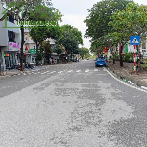 Bán nhà Phạm Khắc Quảng, Giang Biên, Long Biên gara, ô tô thang máy 72m nhỉnh 22 tỷ