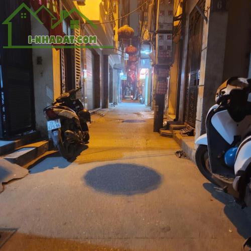 Bán Nhà Chính Chủ 3 Tầng – Khương Trung – Gần Hồ – Ô TÔ qua nhà – DT 75m² – Giá 12.5 Tỷ - 1