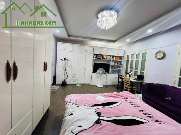 BÁN NHÀ 5 TẦNG PHỐ ĐỘI CẤN, 42M GIÁ NHỈNH 8 TỶ, AN SINH TUYỆT VỜI - 1