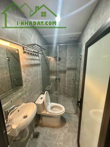 Nhà 5 tầng Đường Láng 40m2, ô tô gần hộ khẩu, trước sau thoáng sáng, kinh doanh 10.2 tỷ - 2
