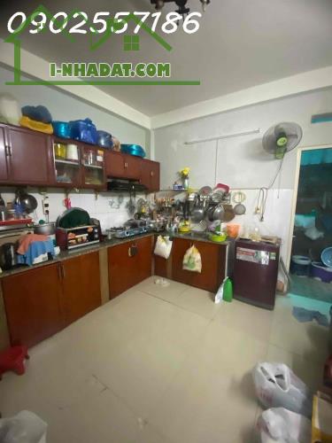 Bán nhà 2 tầng tại Quận 4 - 2PN, 1WC, pháp lý đầy đủ, giá chỉ 1,7 tỷ - 2
