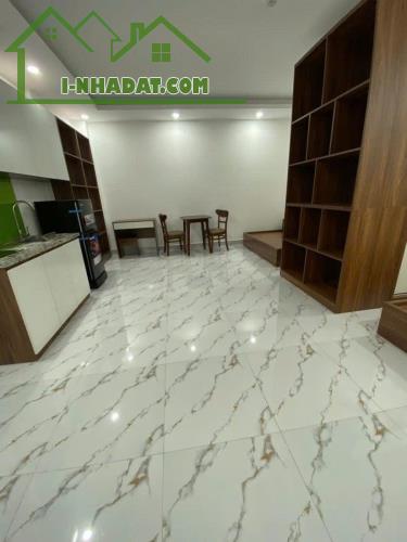 Tòa Căn Hộ- Đội Cấn - Ba Đình, 105m2 x 8 Tầng Thang Máy, MT 6m, Giá 26.5 tỷ LH: 0977658369 - 1