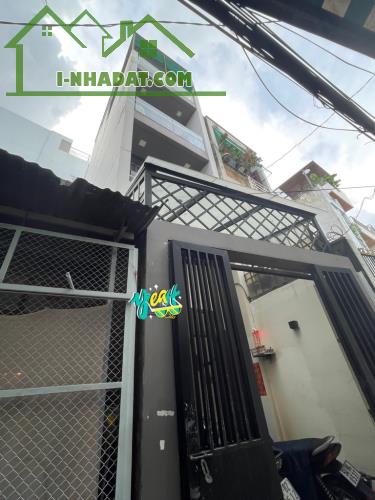 QUẬN 8- NHÀ 4 TẦNG- HẺM 3M THÔNG THOÁNG- GIÁP Q1,Q4- SỔ VUÔNG A4- CHỈ 4 TỶ 950