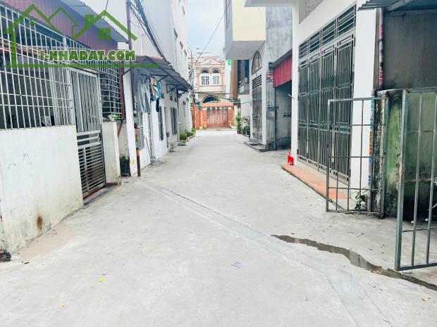 Bán lô đất ngay cạnh trường cấp 3 Hồng Bàng  80m giá chỉ có 3,1x tỷ  LH 0979087664 - 2