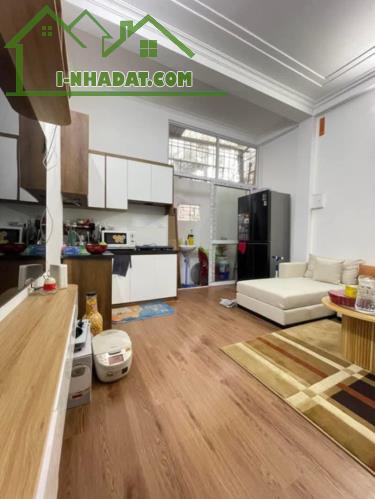 HAI BÀ TRƯNG 31m2_4TẦNG_5m MẶT TIỀN full NỘI THẤT _GIÁ 5,6 TỶ. - 1