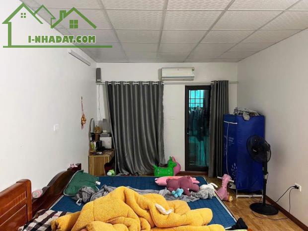 5 m2 ra ô tô tránh  -  bán đất 30m2 - tặng nhà 2 tầng full nội thất - 1