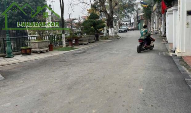 Bán đất chính chủ phong thuỷ hướng phía đông