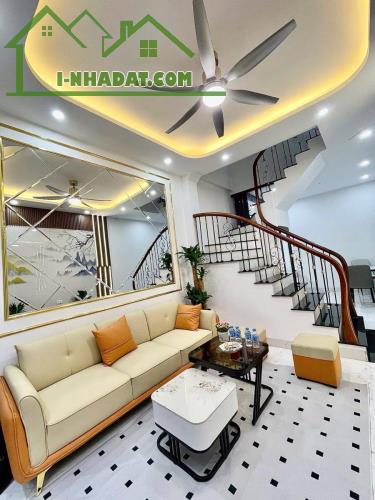 "SỐNG SANG CHẢNH BÊN HỒ TÂY - 7 TẦNG THANG MÁY, Ô TÔ ĐỖ CỬA 40M 18,8TY!" - 1