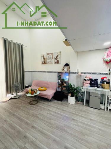 014TP – Bán nhà hẻm nhựa 5m Nguyễn Cửu Đàm, 44m2 ngang 4, sổ riêng A4, NHỈNH 4.5 tỷ TL - 5