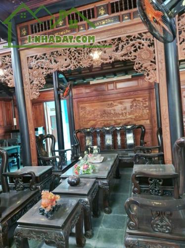 Bán nhà cổ GỖ ĐẲNG CẤP gần ĐHQG TPHCM,ngang KHỦNG 13m,LÔ GÓC - 3