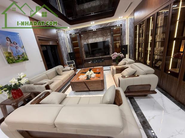 Căn duy nhất, nhà Hoàng Như Tiếp, 72m, full nội thất, ngõ thông, hơn 10 tỷ.