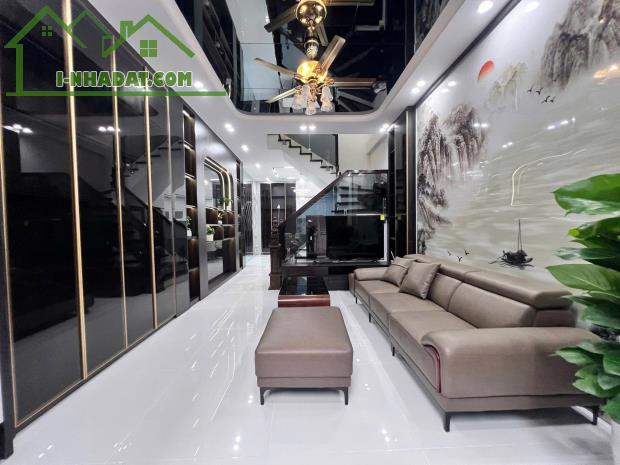 SIÊU PHẨM QUẬN THANH XUÂN, FULL NỘI THẤT, DỌN VỀ Ở NGAY - GIÁ CỰC RẺ‼️