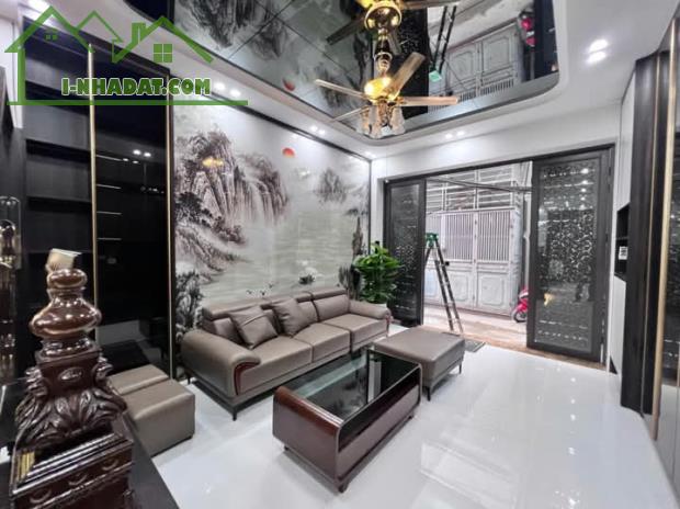 💥💥CỰC PHẨM LÊ TRỌNG TẤN – THANH XUÂN, 44M2,Ô TÔ ĐỖ CỬA, GIÁ 13.5 TỶ – FULL NỘI THẤT💥💥