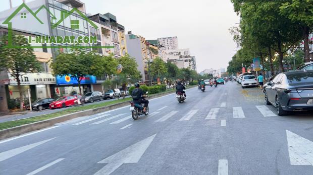 CHỦ TẶNG NỘI THẤT 2 TỶ, SIÊU PHẨM HỒNG TIẾN 80M, 6T, MT5M, 2 THOÁNG, THANG MÁY, SÁT PHỐ.