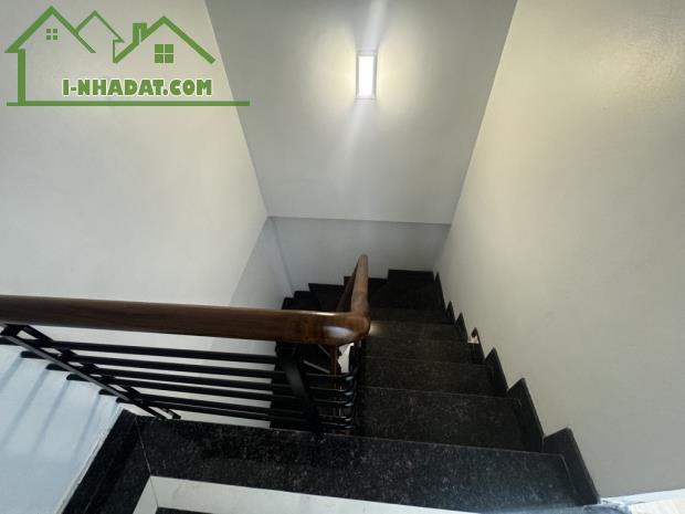 NHÀ MỚI - NGÕ THÔNG - GẦN CẦU CHƯƠNG DƯƠNG - BỒ ĐỀ – LONG BIÊN 9,x tỷ - 2