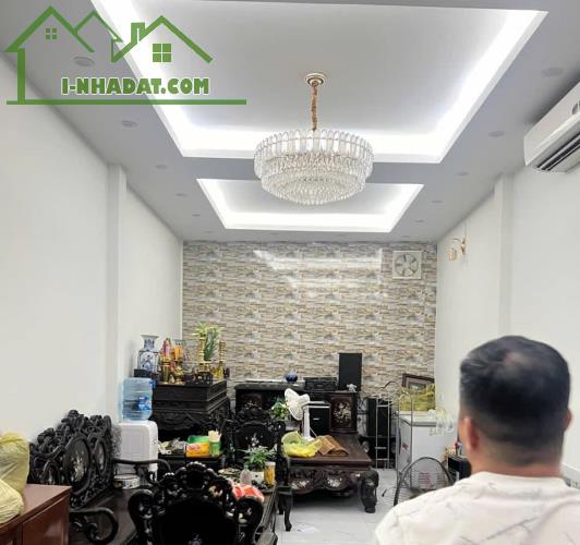 Nguyễn Khang - Cầu Giấy, Ở & KD, Dt 59m2 x 7 Tầng, MT 4m, Giá 15.3 tỷ LH: 0888758369