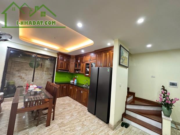 KĐT Ao Sào, Phân lô 2 thoáng, Ô tô tránh, Gara, dt 70m2, 5 tầng, mt 5m, Giá 20.6 tỷ. - 3
