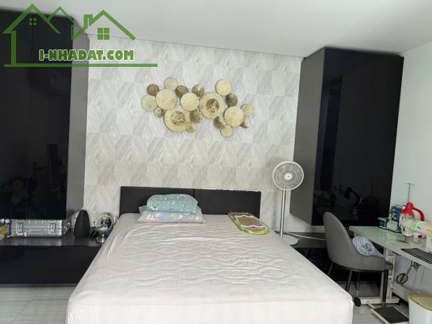 BÁN NHÀ PHỐ 6 TẦNG ,HẦM ,KHU VÍP KIỀU ĐÀM ,Q.7,NGANG RỘNG 6.2M,GIÁ 17 TỶ(TL) - 3