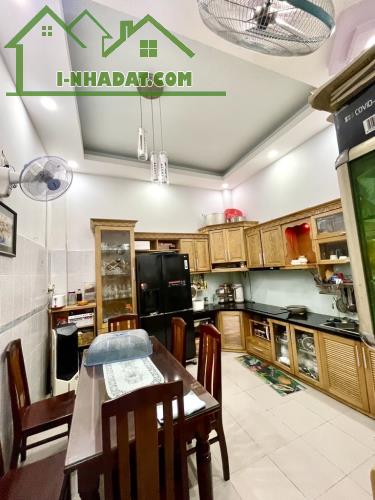 Tân Bình, đẹp ở ngay,5 Tầng,50m2,gần chợ Phạm Văn Hai, gần Lê Văn Sỹ_Trường Sa, 7.55 tỷ - 1