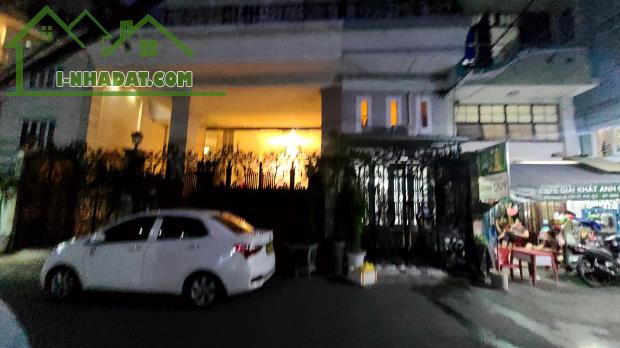 Siêu Phẩm Nhà 6 Tầng Lê Văn Sỹ – Dòng Tiền Ổn Định 50tr/Tháng – Trung Tâm Quận 3