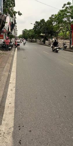 MẶT PHỐ NGUYỄN LÂN PHƯƠNG LIỆT THANH XUÂN DT 40M 15,7 TỶ 5 TẦNG MT 3,3M VỈA HÈ KD