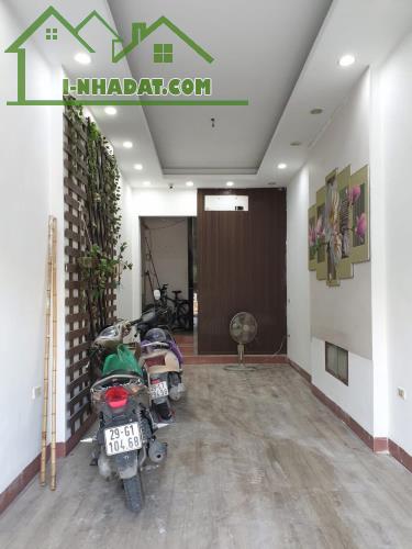 MẶT PHỐ NGUYỄN LÂN PHƯƠNG LIỆT THANH XUÂN DT 40M 15,7 TỶ 5 TẦNG MT 3,3M VỈA HÈ KD - 2