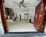 CHO THUÊ! Nhà Lạc Long Quân, Tây Hồ: 50m2, 13 tr/th, 2 Thoáng. Full đồ, Ô tô Gần