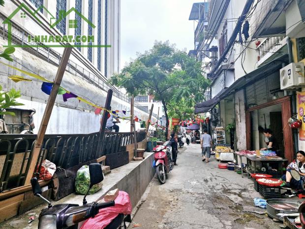 HIẾM – NHÀ DÂN XÂY – Ô TÔ ĐỖ CỬA – CHỈ 10M RA PHỐ – TRUNG TÂM ĐỐNG ĐA – GIÁ 5 TỶ - 2